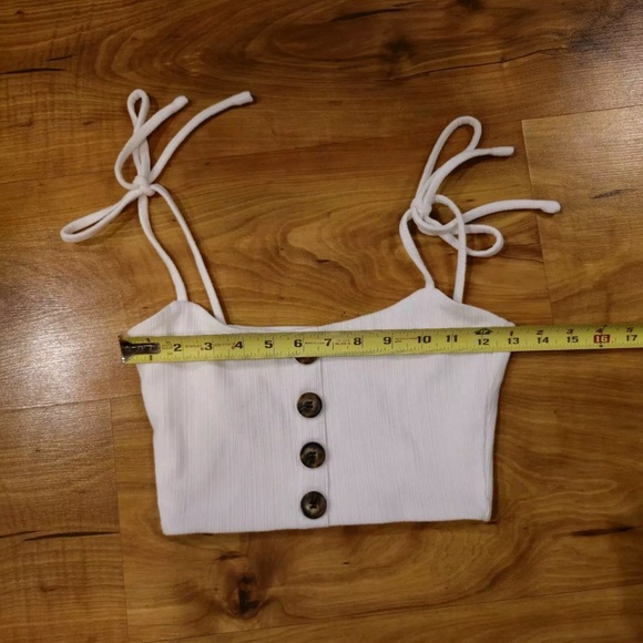 Princess Polly Women's Beige Ribbed Crop Tank Top Size 2 Y2k Barbiecore - Picture 4 of 5